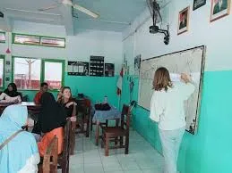 Ekstrakurikuler Bahasa Inggris